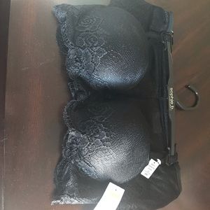 NWT BRA / PANTY SET 34C